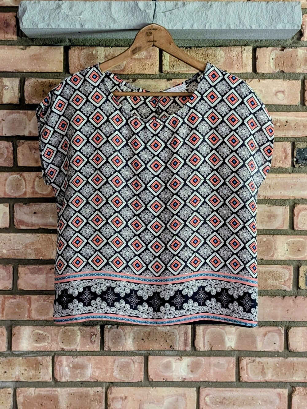 A'GACI Geometric Print Short Sleeve Top